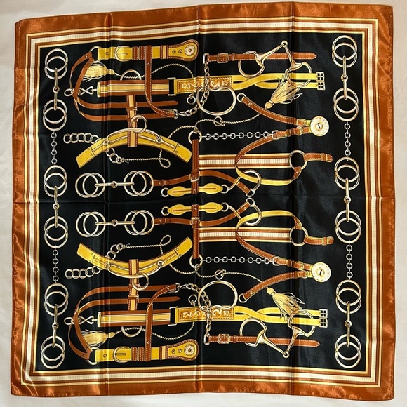 R-2231- Women's Scarf Black Brown Gold Colors NWT - Picture 1 of 7